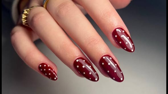 Servicio de Uñas y Gel en Francisco de Montejo