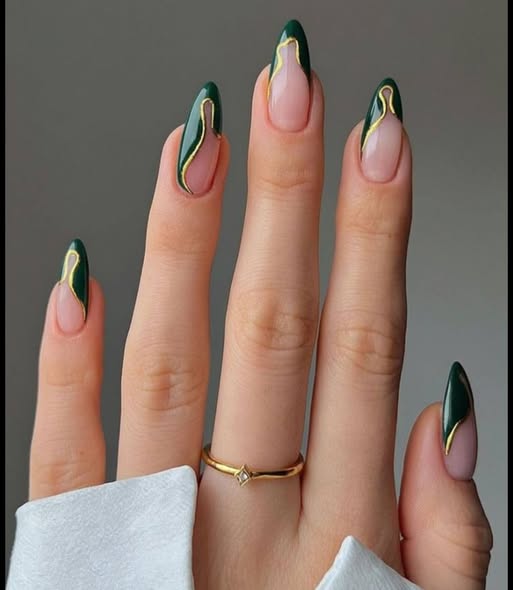 Servicio de Uñas y Gel en Francisco de Montejo