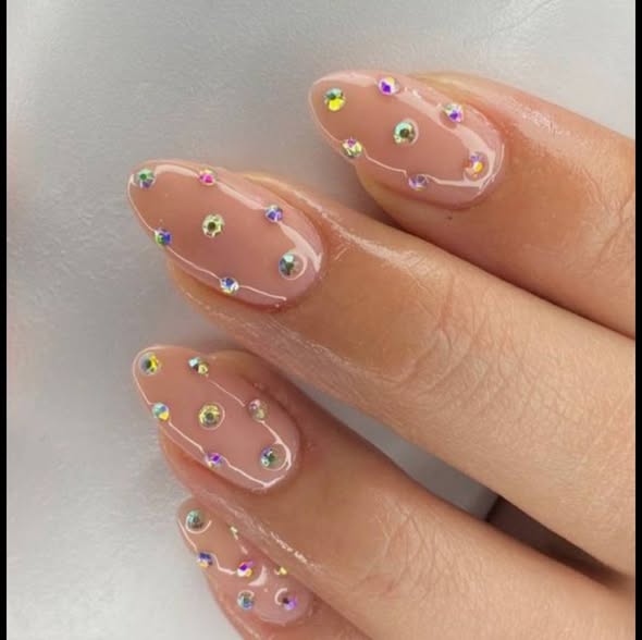 Servicio de Uñas y Gel en Francisco de Montejo
