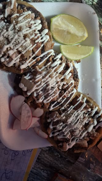 Martes Cenas Hamburguesas y Antojitos