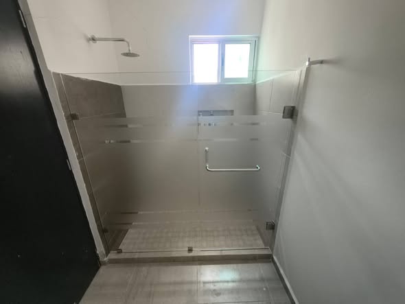 Cancel de baño templado de 10mm