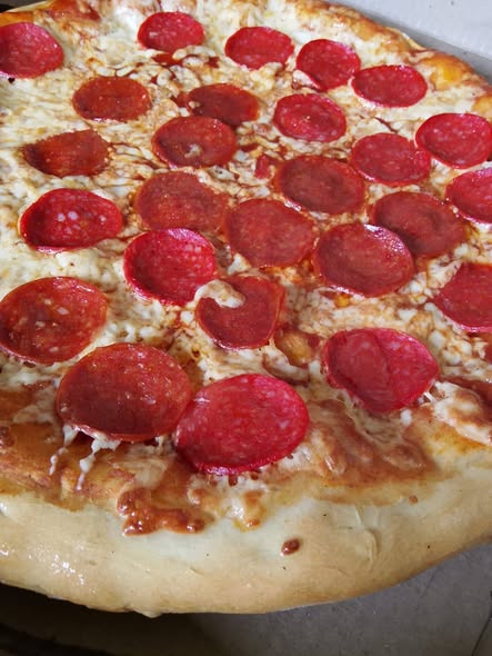 Manolo's Pizza