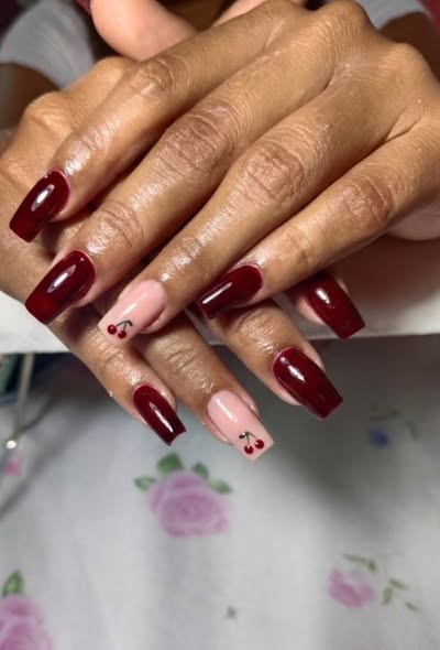 Servicios de diseño de uñas en Mérida
