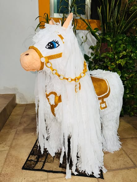 Piñatas Ivan