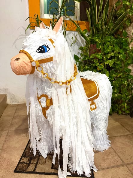 Piñatas Ivan