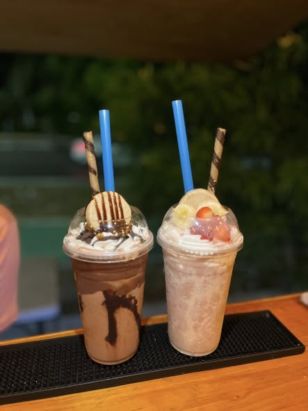 Envíos a domicilio de frappes, lattes y smoothies