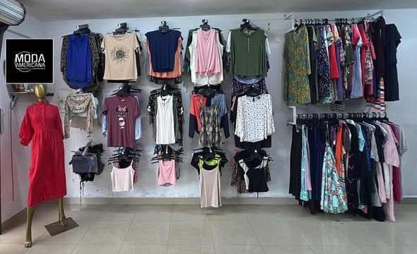 Damas y Caballero - Ropa Económica