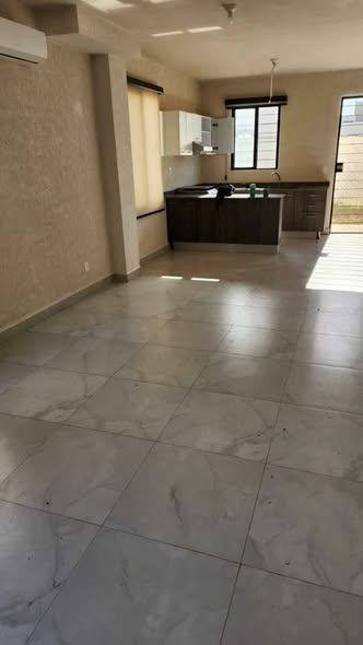 Renta de casa en privada Amaneceres Las Palmas
