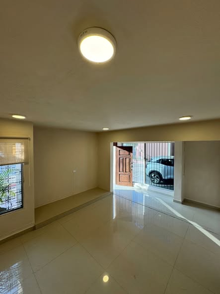 Renta de oficina privada en Av. Yucatán