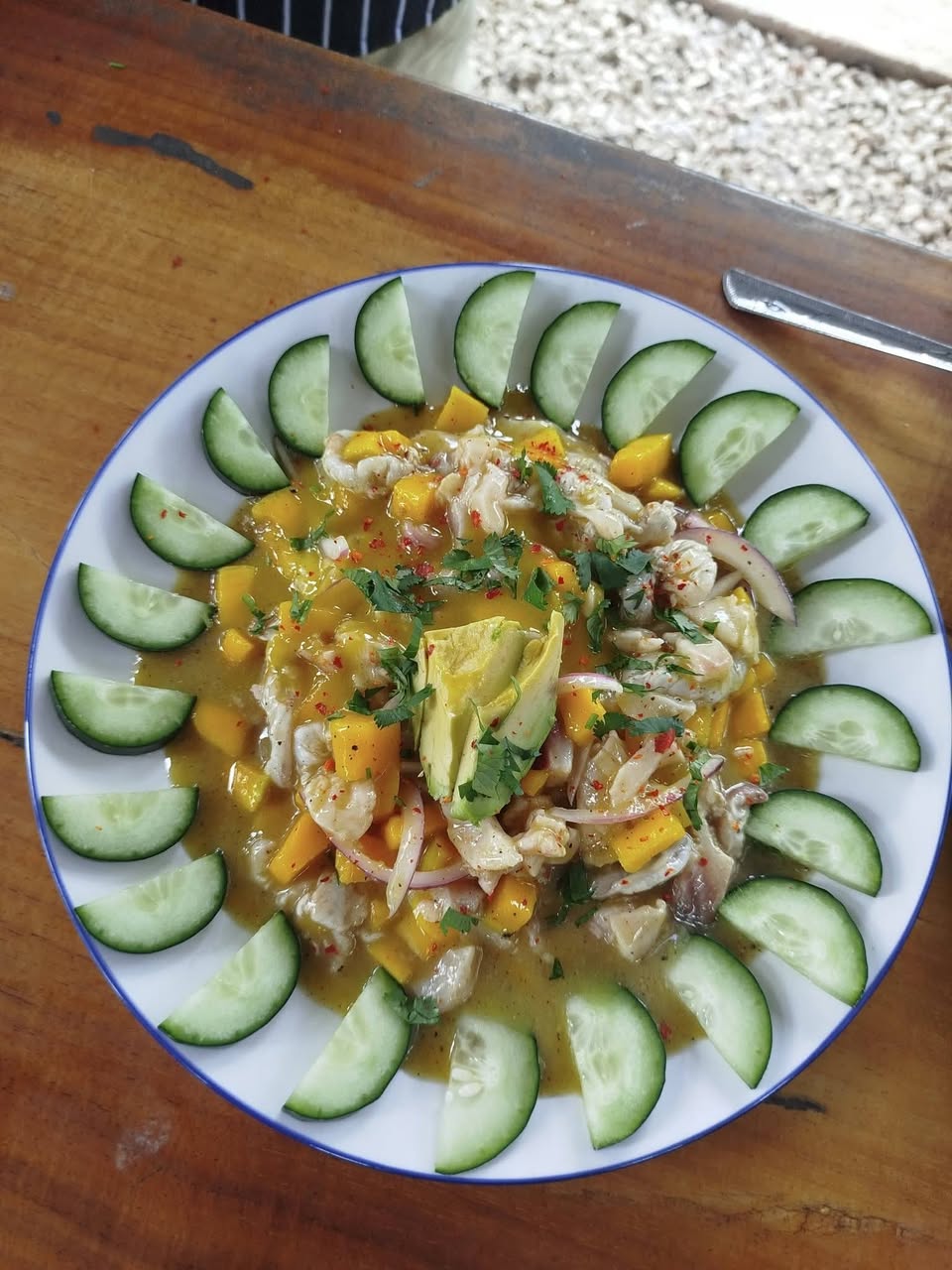 Aguachile y Mariscos en El Pezcondite de Chema