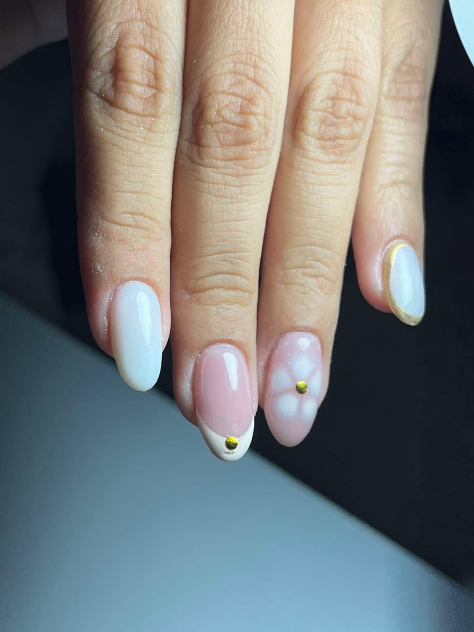 Andrea Enríquez: Manicurista de Uñas con Diseños Personalizados en Mérida