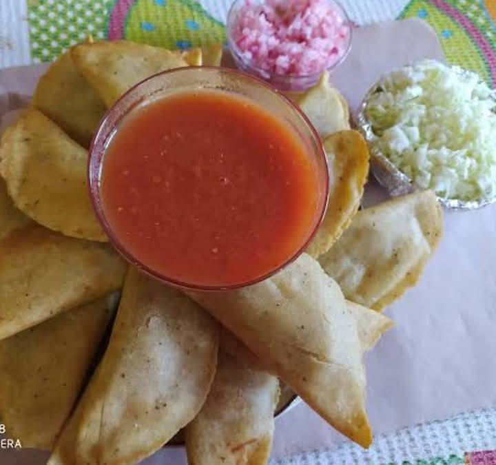 Antojos Yucatecos: Panuchos, Salbutes, Tortas y Empanadas con Sabor Local