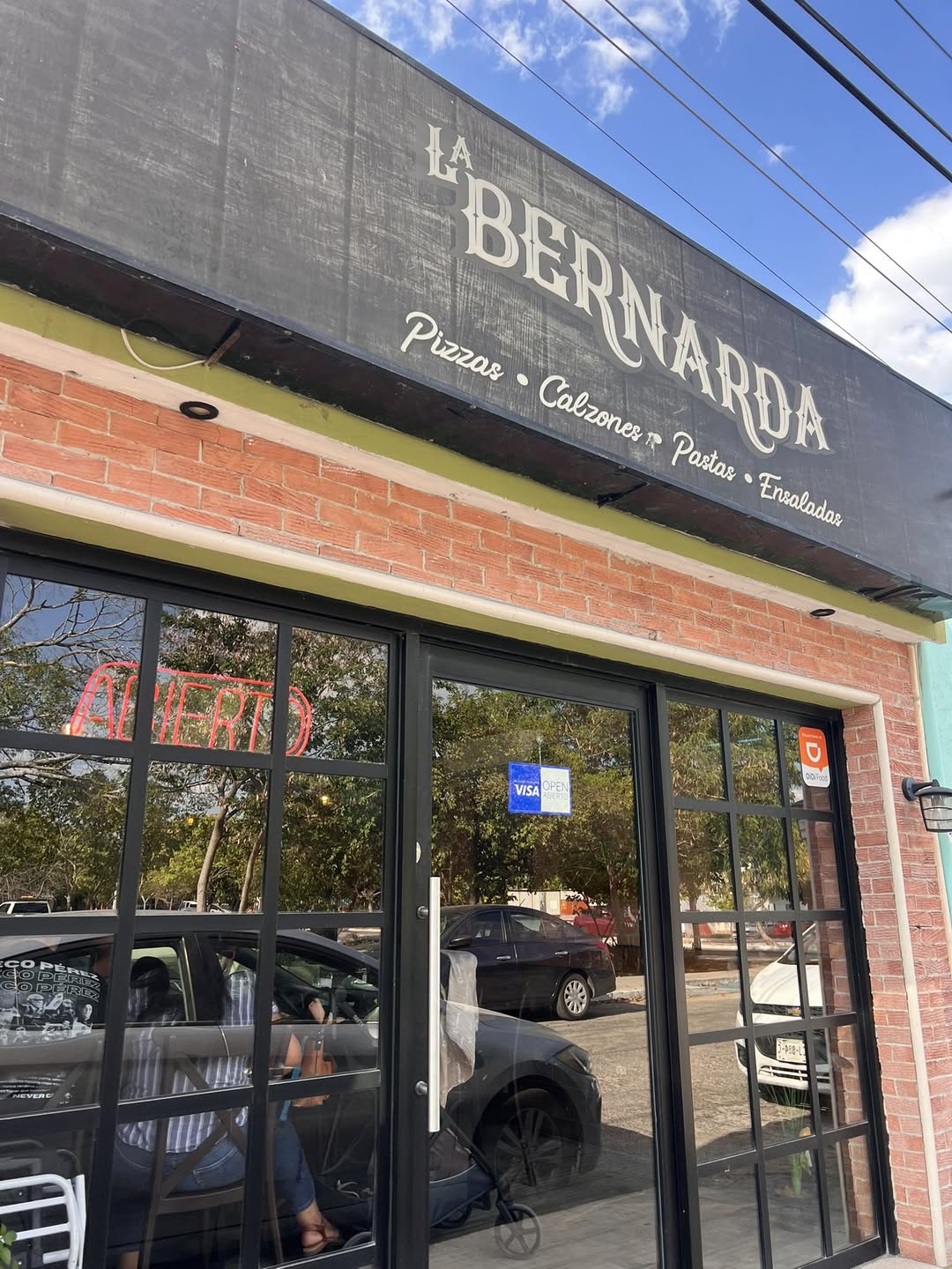 BERNARDA: Pizzas, Calzones, Pastas y Ensaladas en Cordemex
