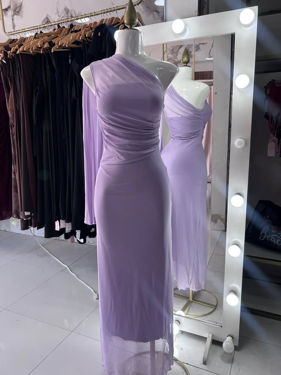 Boutique con Nuevos Modelos