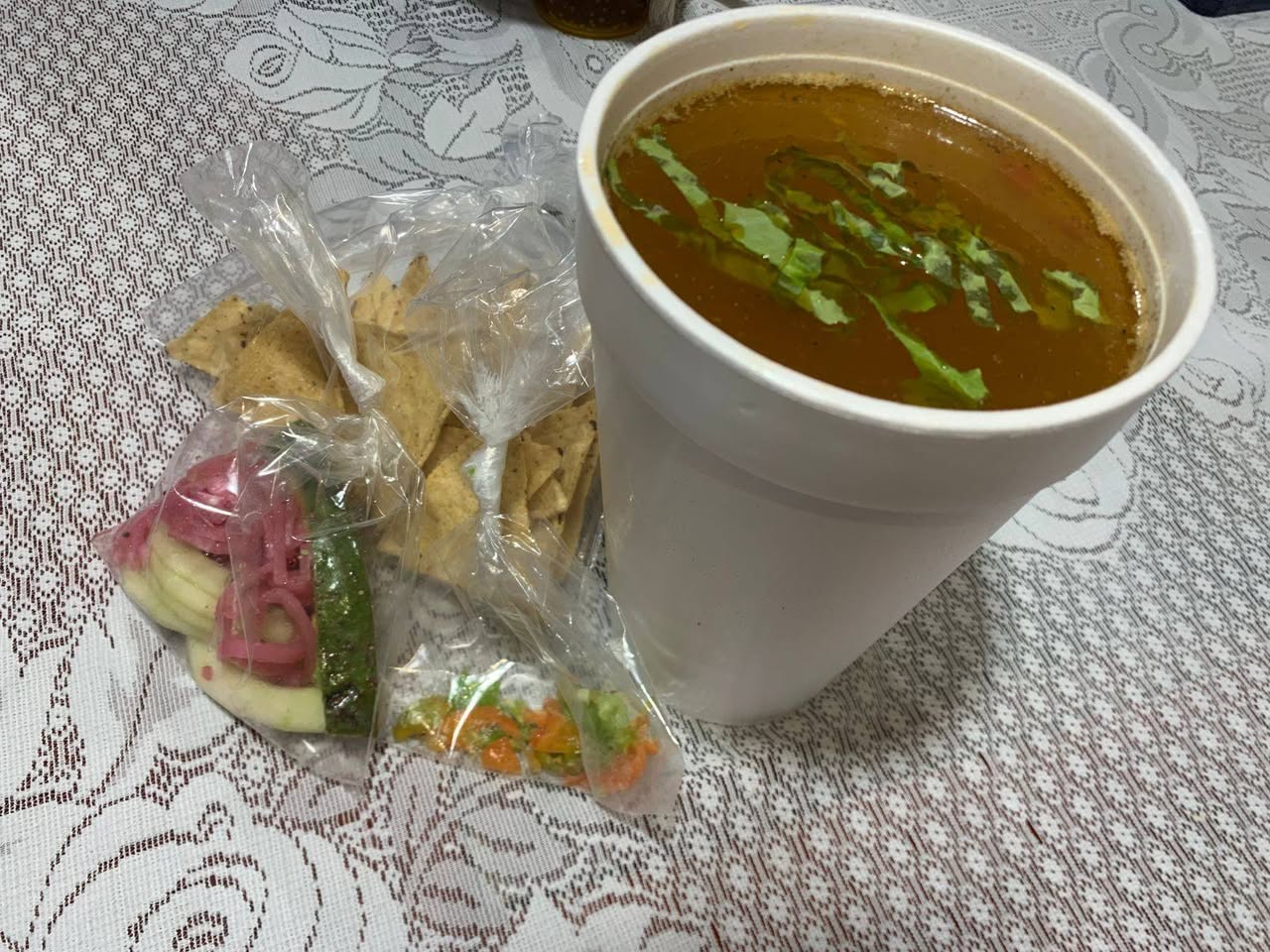 Caldo de Pavo, Panuchos y Salbutes con servicio a domicilio en Yucatán