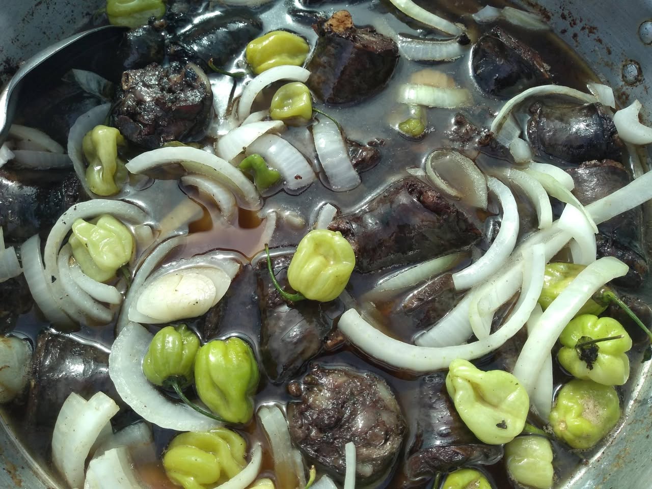 Carnicería Don As, especializada en carne de puerco, chicharra y morcilla