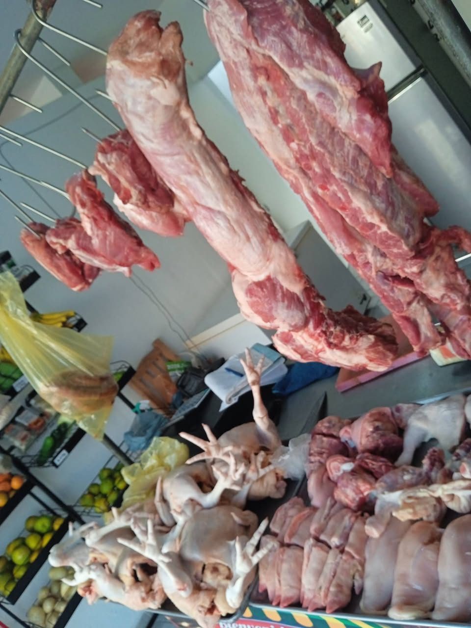 Carnicería y Pollería La Granja