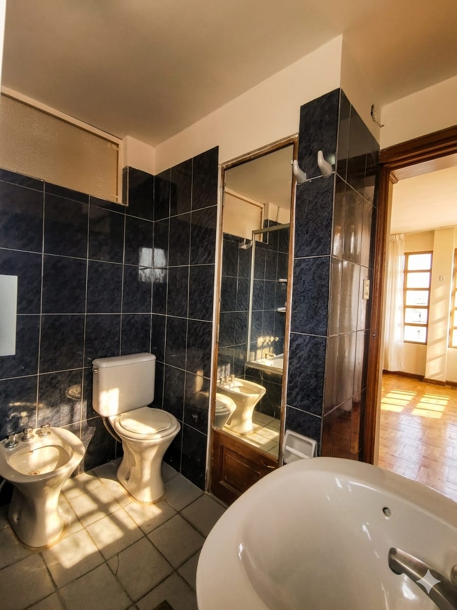 Casa en Venta en Cota Cota con Jardín Privado y Parrillero