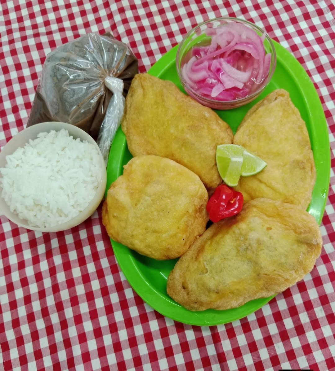 Cocina Maggy, Comida Casera — Dolores Otero