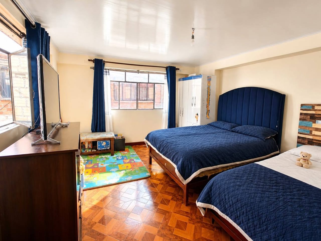 Departamento de 2 dormitorios en San Antonio Alto cerca de Av. Esteban Arce