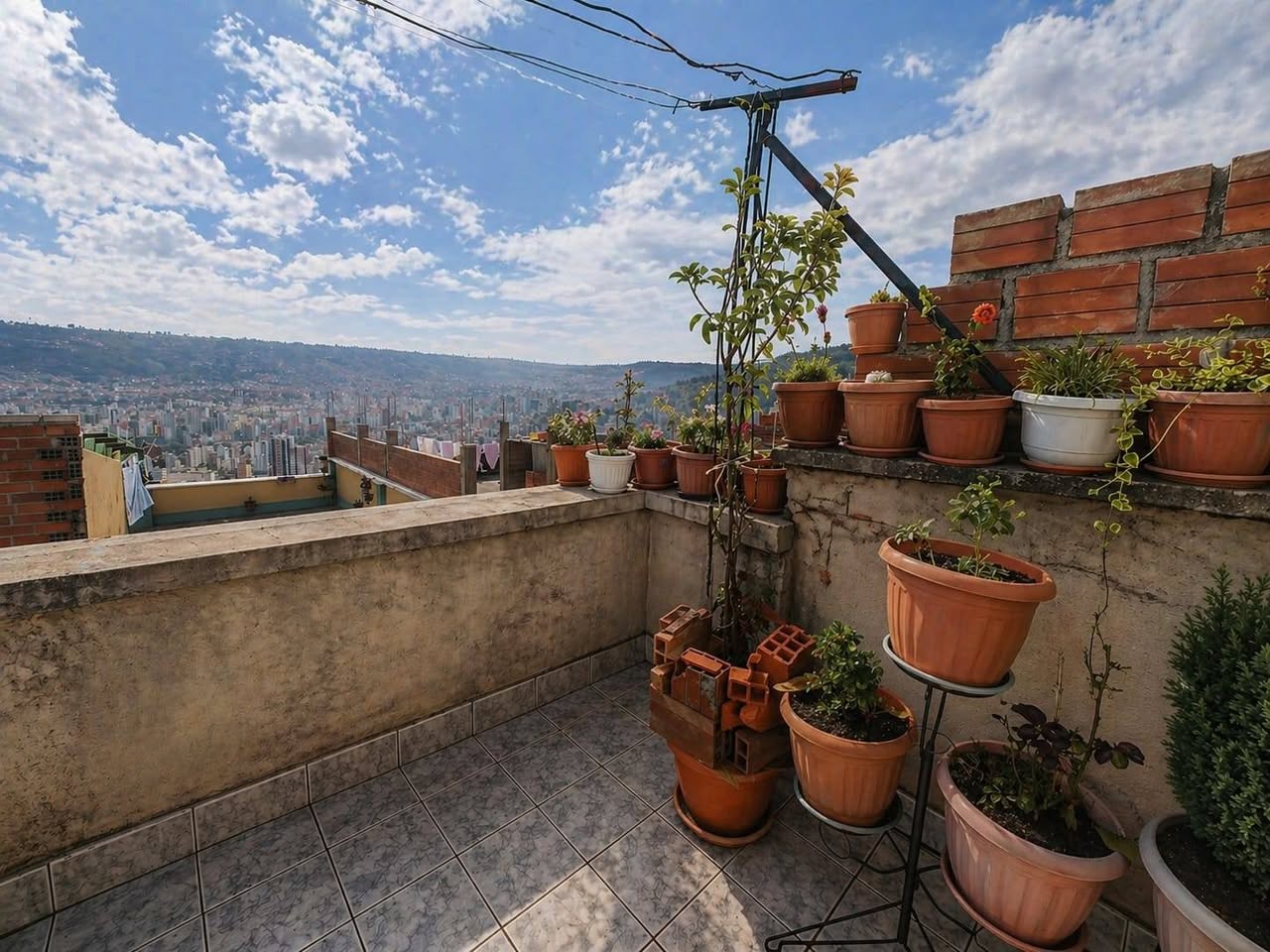 Departamento de 2 dormitorios en San Antonio Alto cerca de Av. Esteban Arce