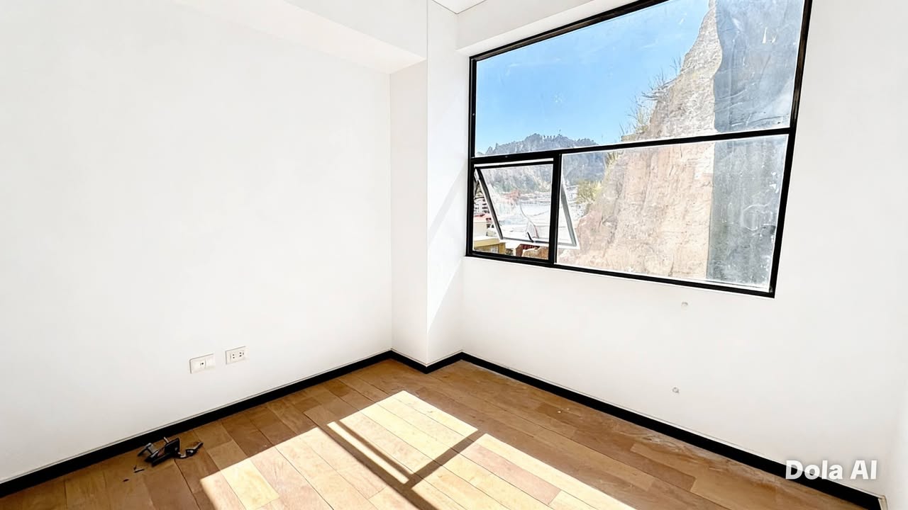 Departamento de 3 dormitorios en Irpavi, Calle 5, con ascensor y servicios