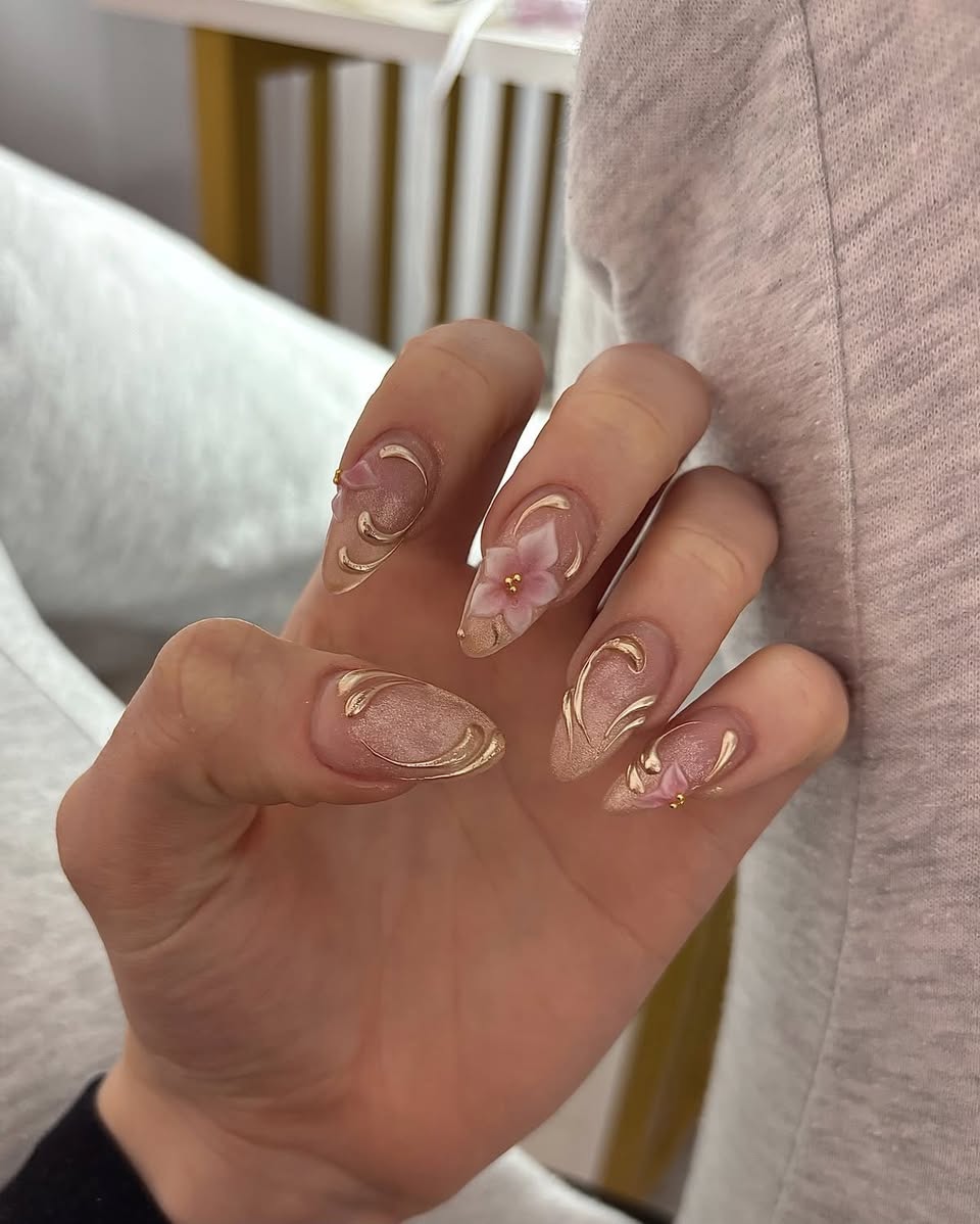 Diseños de Uñas y Nivelación