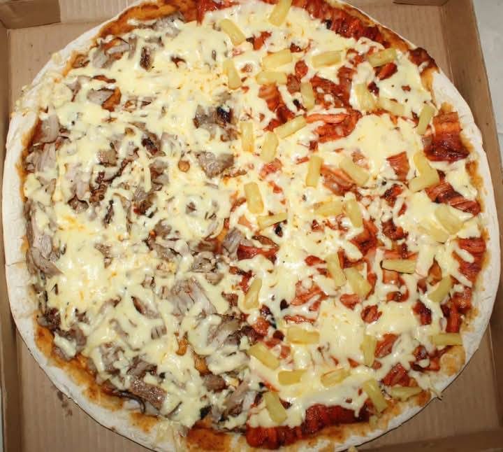 El Pastor Árabe, Pizzería y Taquería Puerta Esmeralda