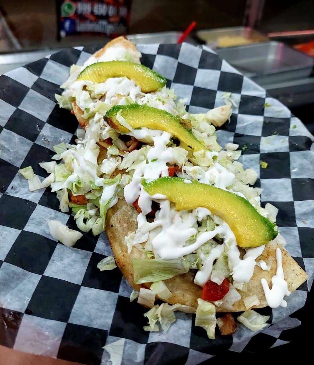 El Tigre Valdez: Tortas artesanales Maxi, mini y especiales con sabor auténtico