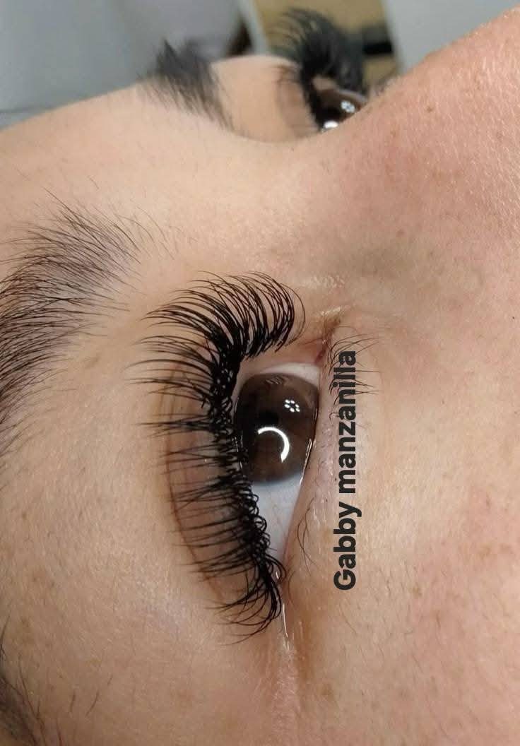 Extensiones de pestañas