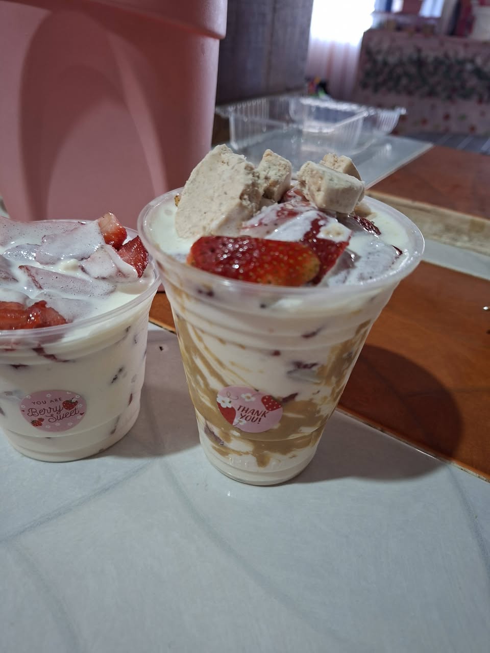 Fresas con Crema Varios Tamaños