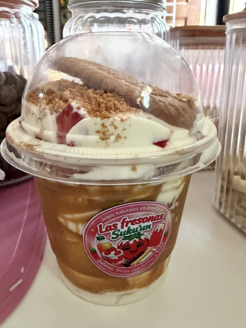 Fresas con Crema y Cafés Fríos en Centro