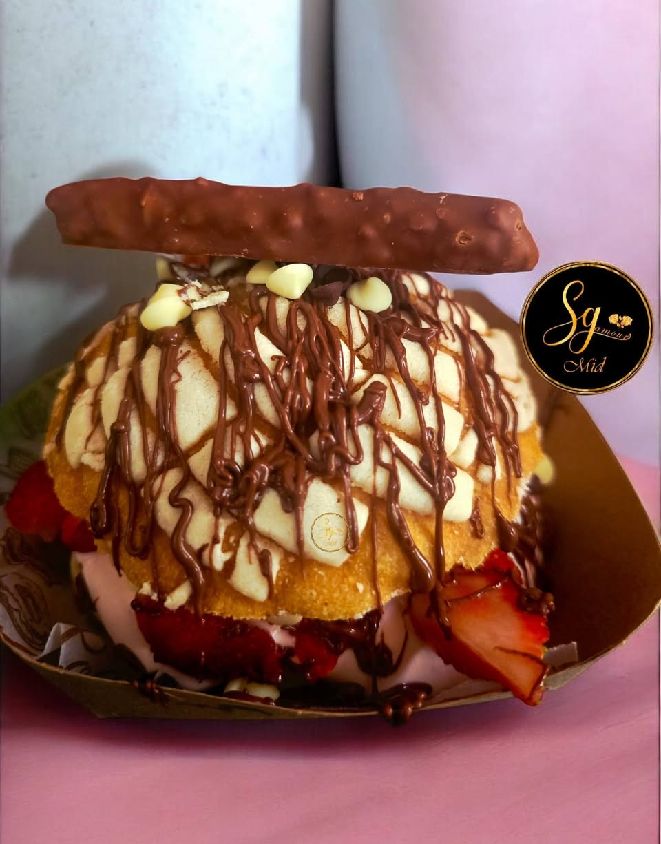 Fresas con Crema y Postres