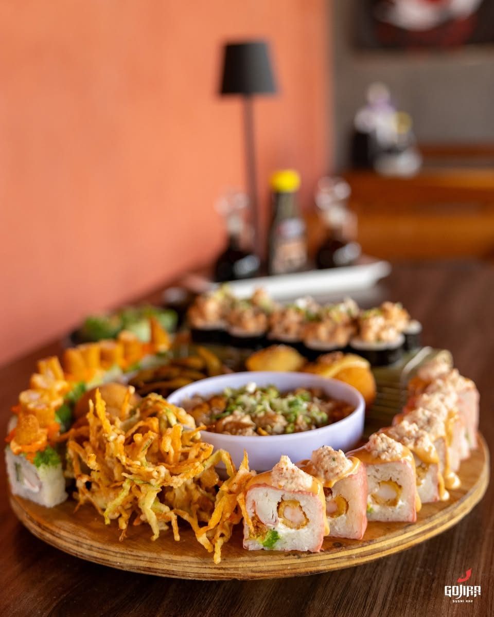Gojira Sushi Bar, Box Gojira