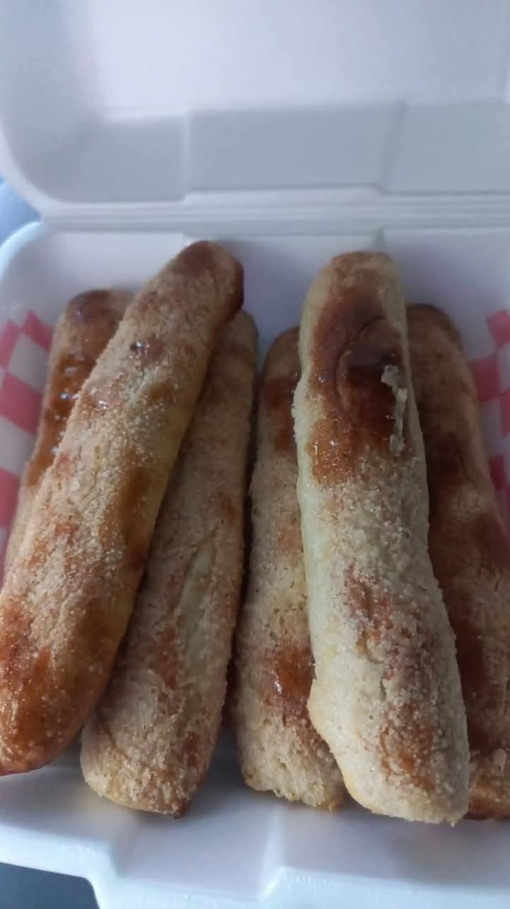 Karen Herrera Hojaldras, Postres de Camote y Donas