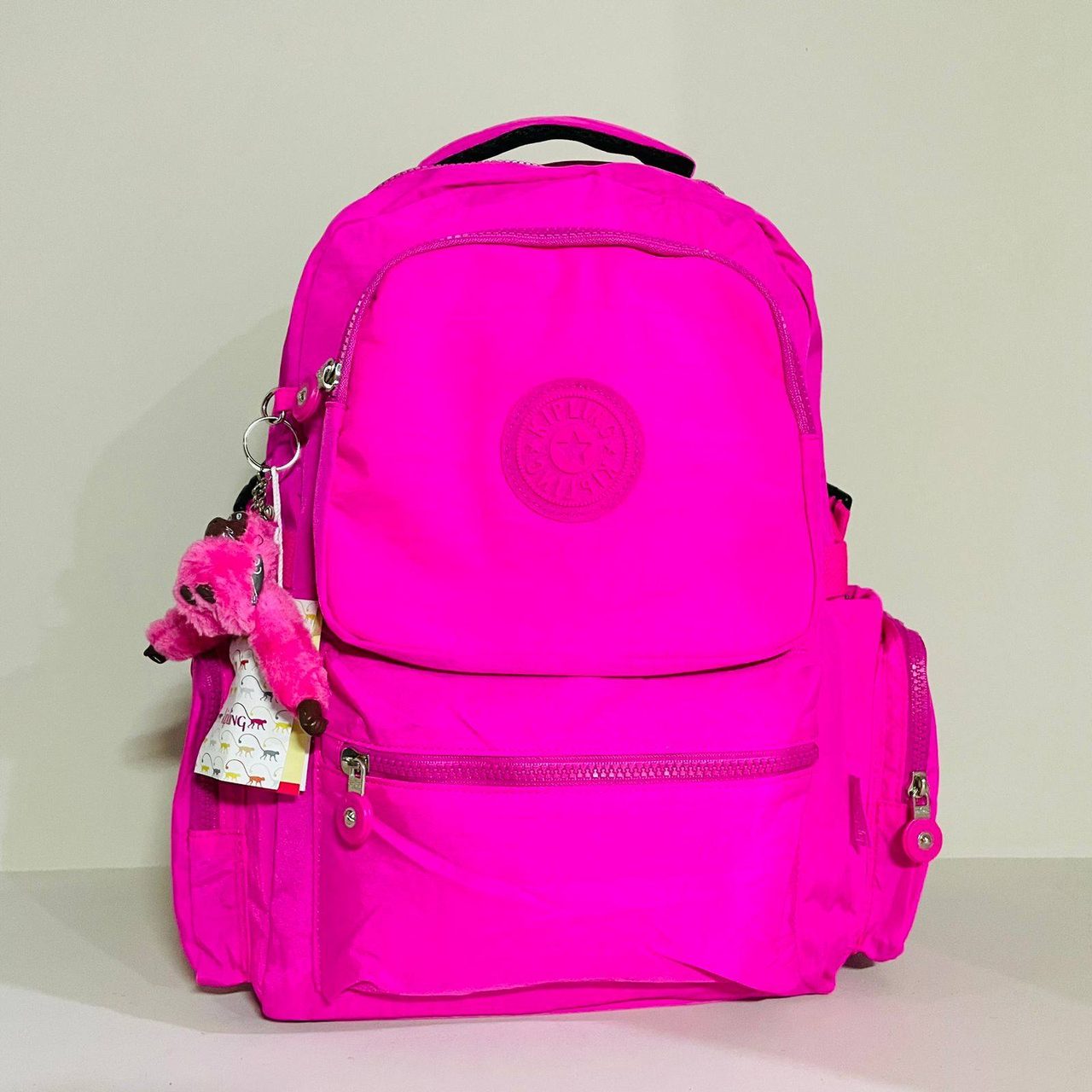 Mochilas Escolares al Mayoreo y Menudeo
