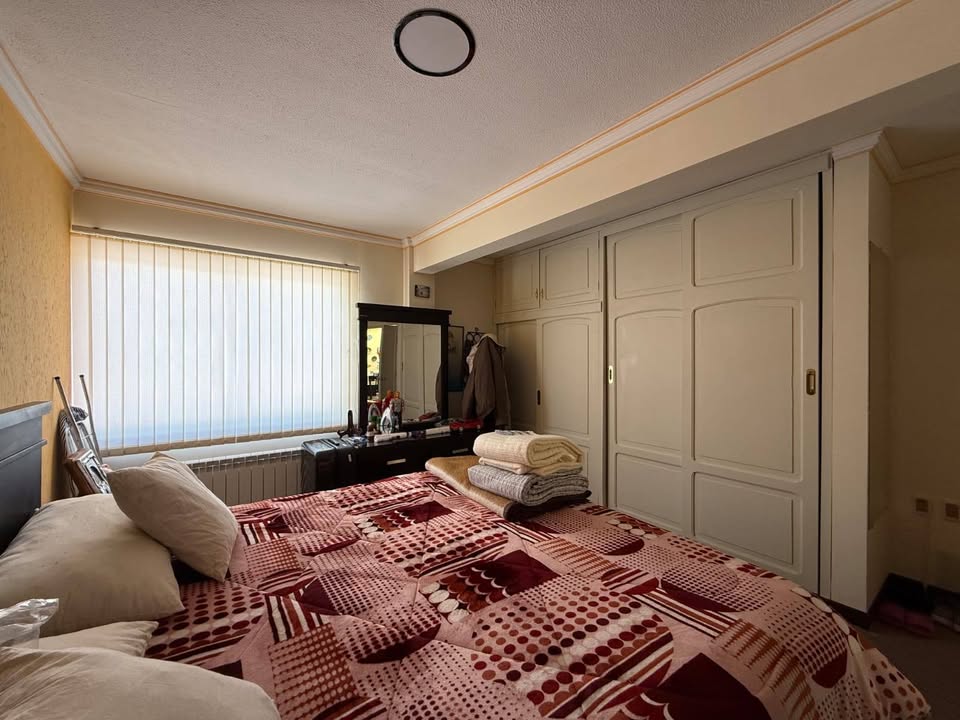 Motel y Casa en Venta en Cota Cota: Inversión Rentable en la Calle 33