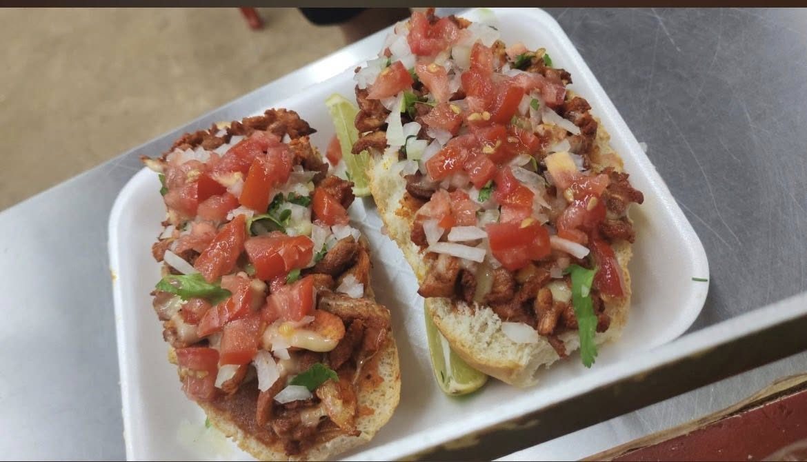 Tacomanía — Díaz Ordaz