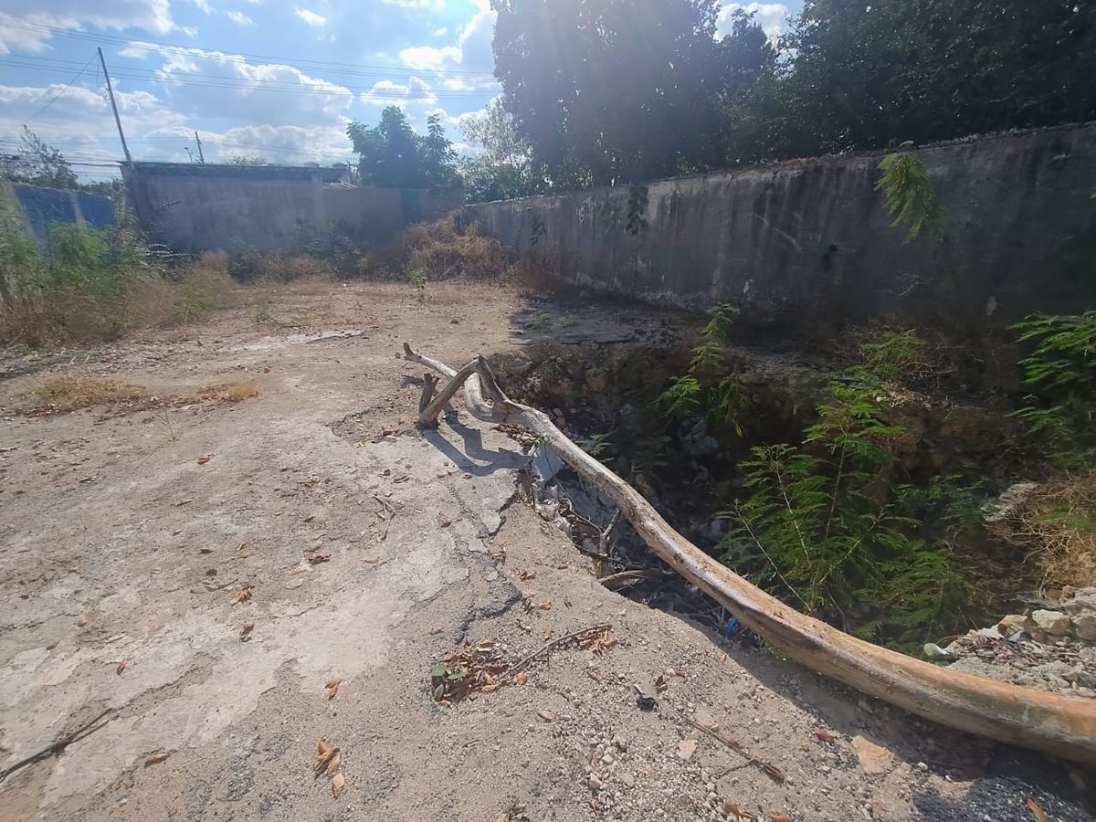 Terreno en Venta - Avenida Canek