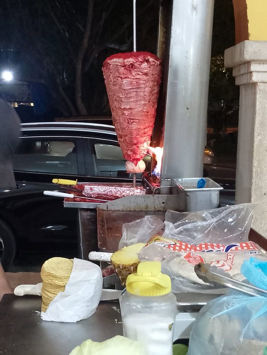 Tacos al Pastor - Palacio de Cholul