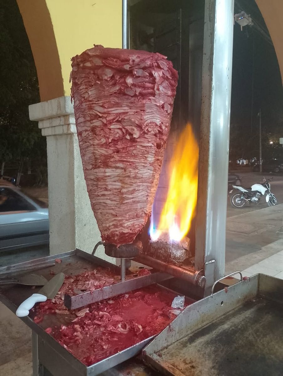Tacos al Pastor - Palacio de Cholul