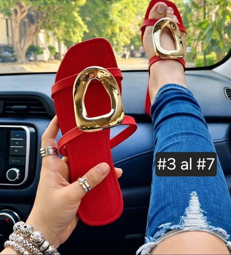 Venta de Sandalias — Las Américas