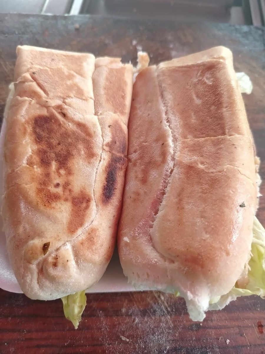 Tacos y Tortas Asadas — Kanasín