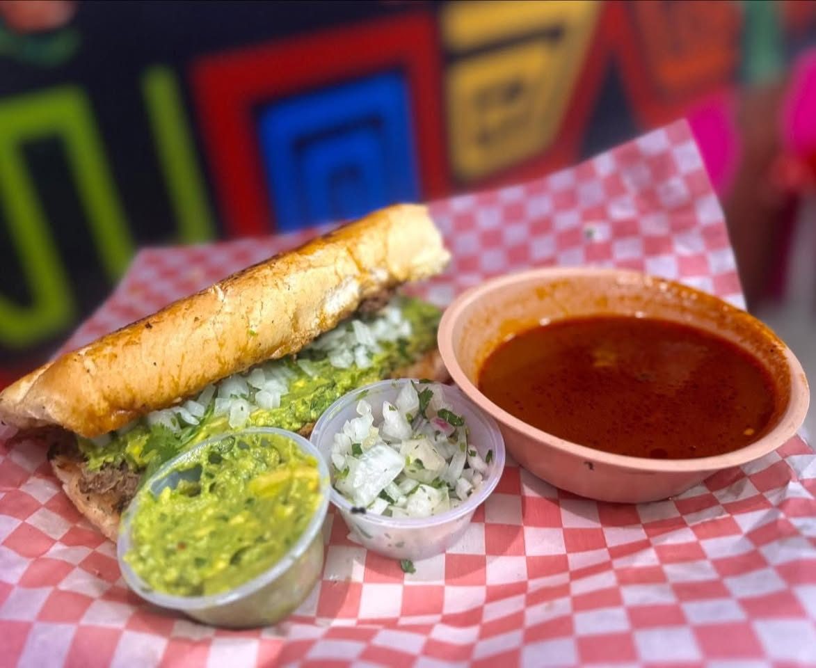 El Elotito, Promoción Quesabirrias 2 por $170