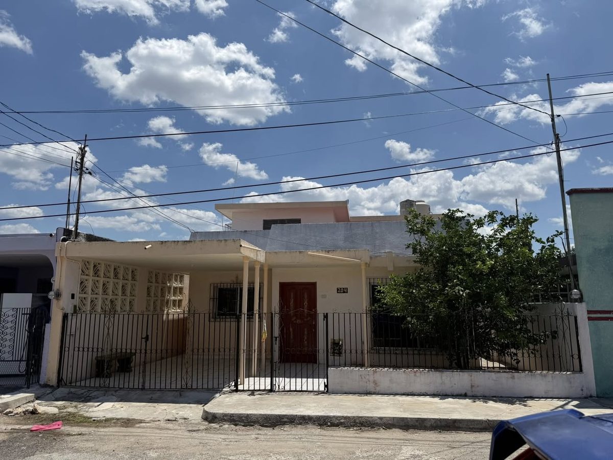 Casa en Renta - Jardines de Miraflores — Díaz Ordaz