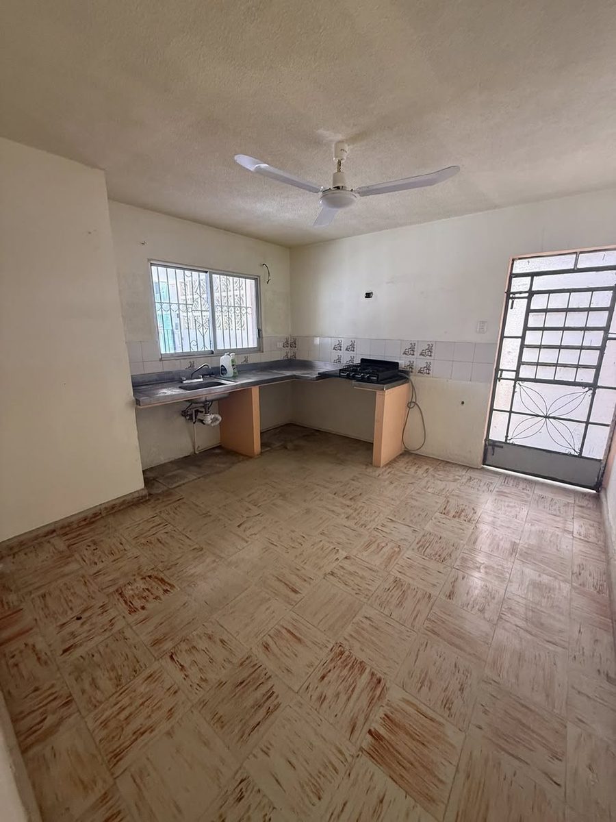 Casa en Renta - Jardines de Miraflores