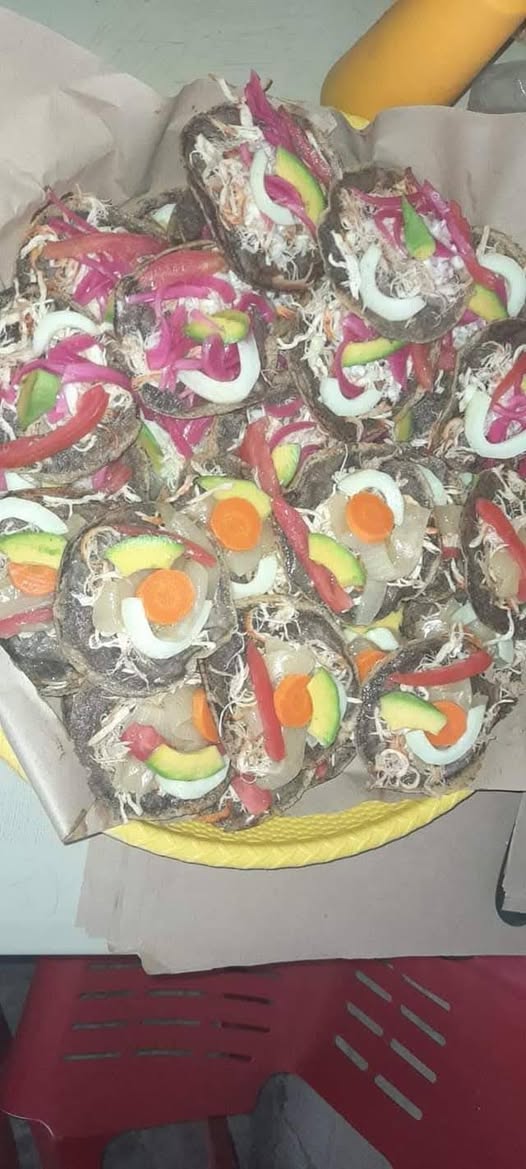 Panuchería Doña Polita: Panuchos, Salbutes y Jugos Naturales en San Francisco
