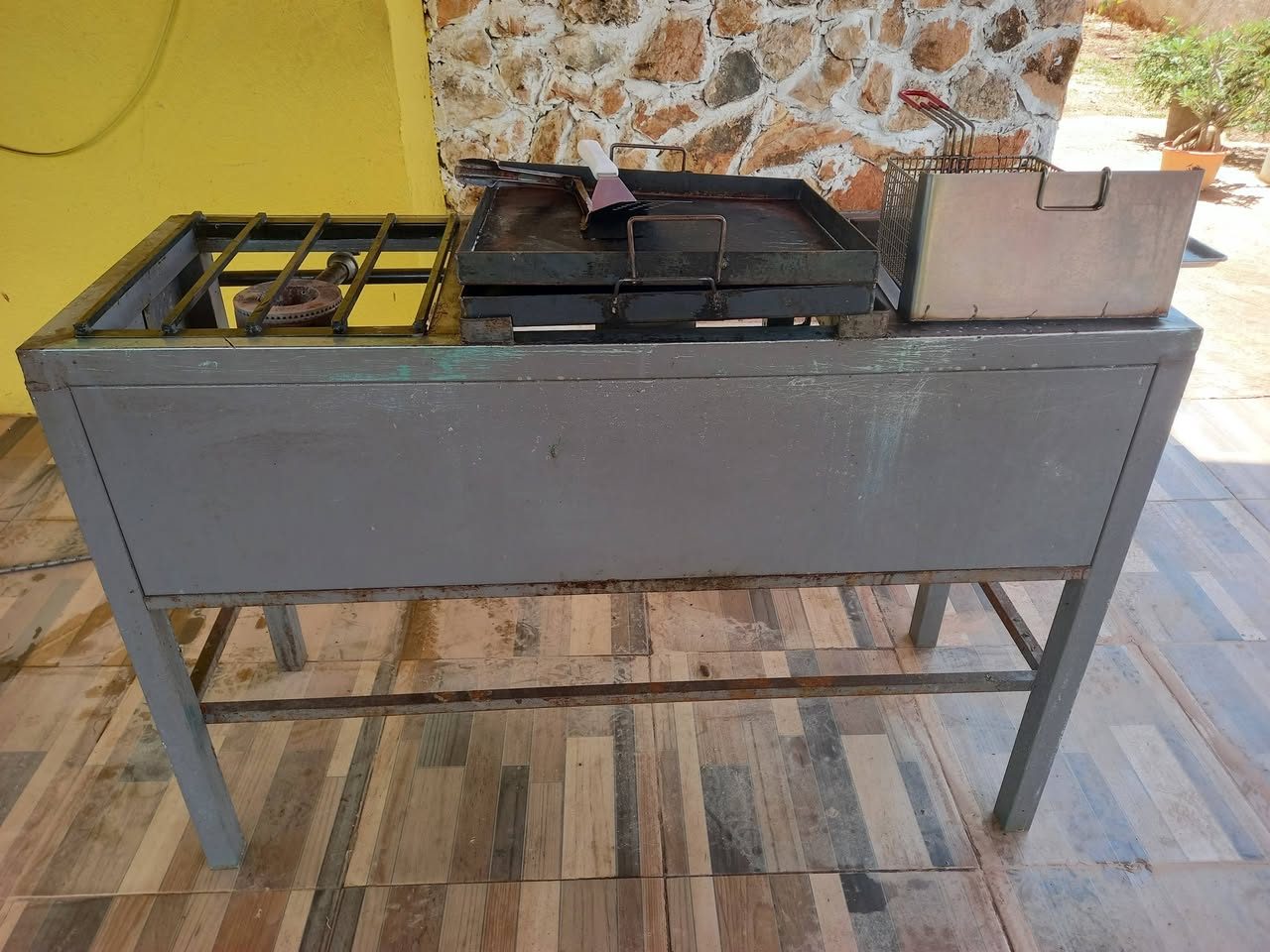 Parrilla comercial