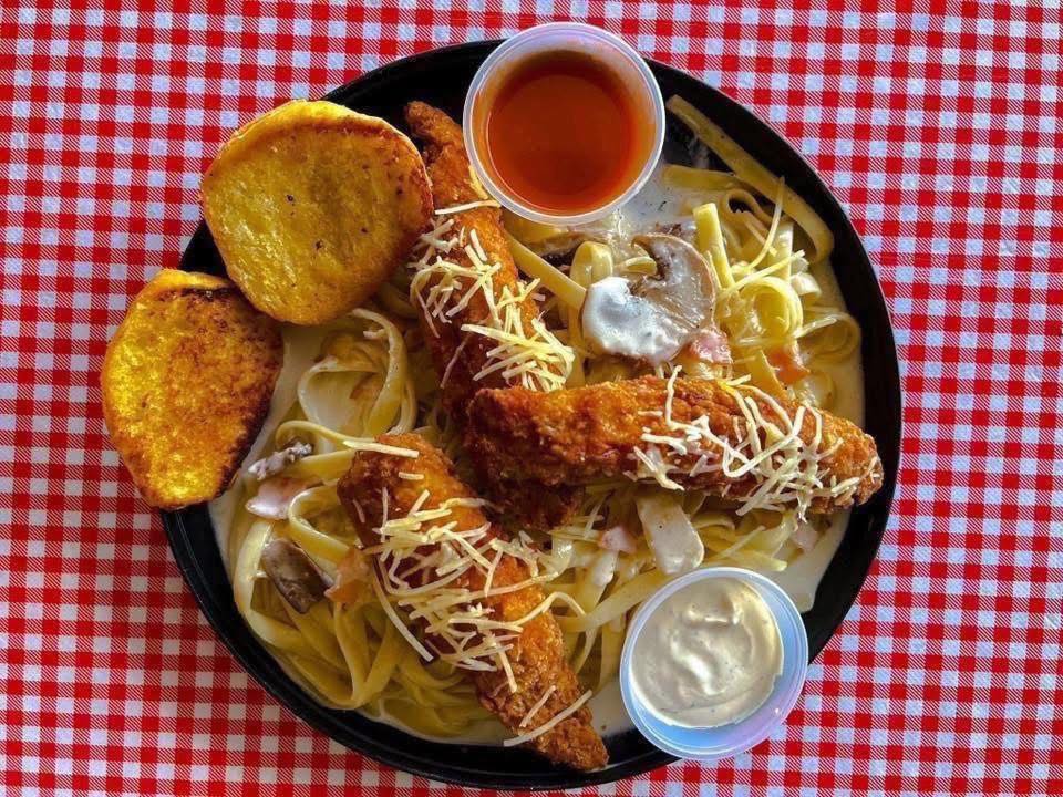 Pasta Fettuccini Artesanal con Sabores Exquisitos y Opciones Gourmet
