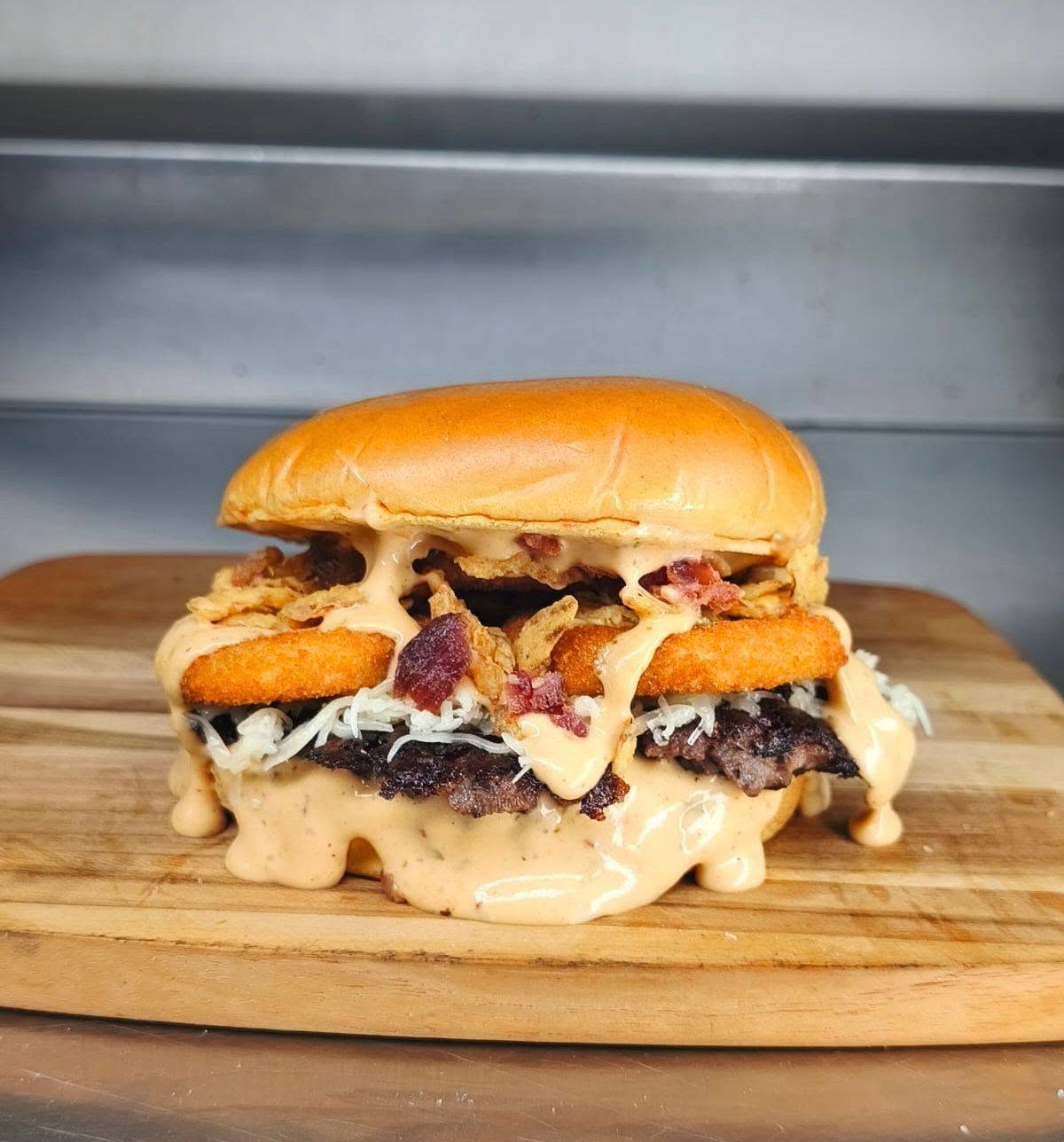 PEAKPAPA Burgers y Snacks